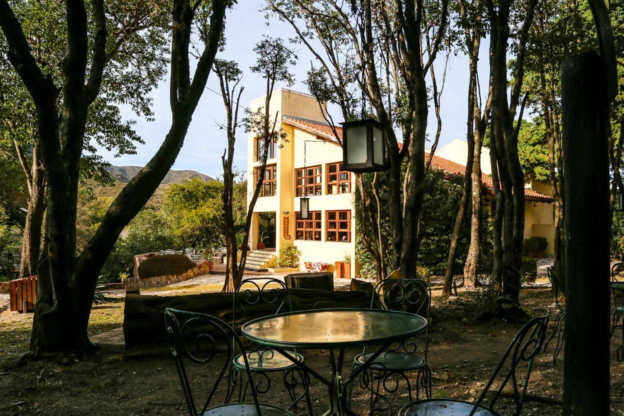 Cabañas El Mirador La Falda Exterior foto